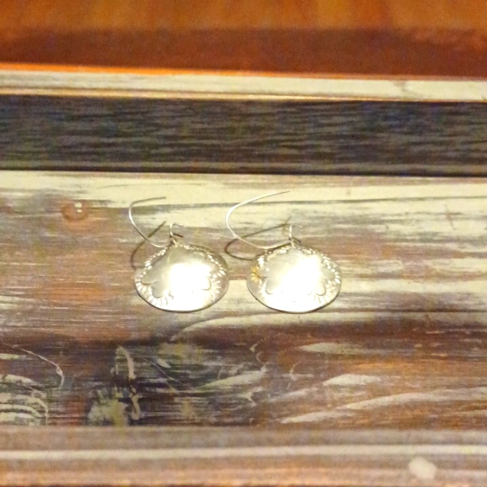 Sterling Silver 925 Vintage Woman's Western Flower Circle Earrings